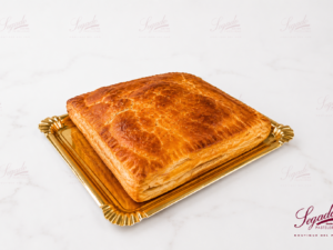 Empanada de Atún con Pisto